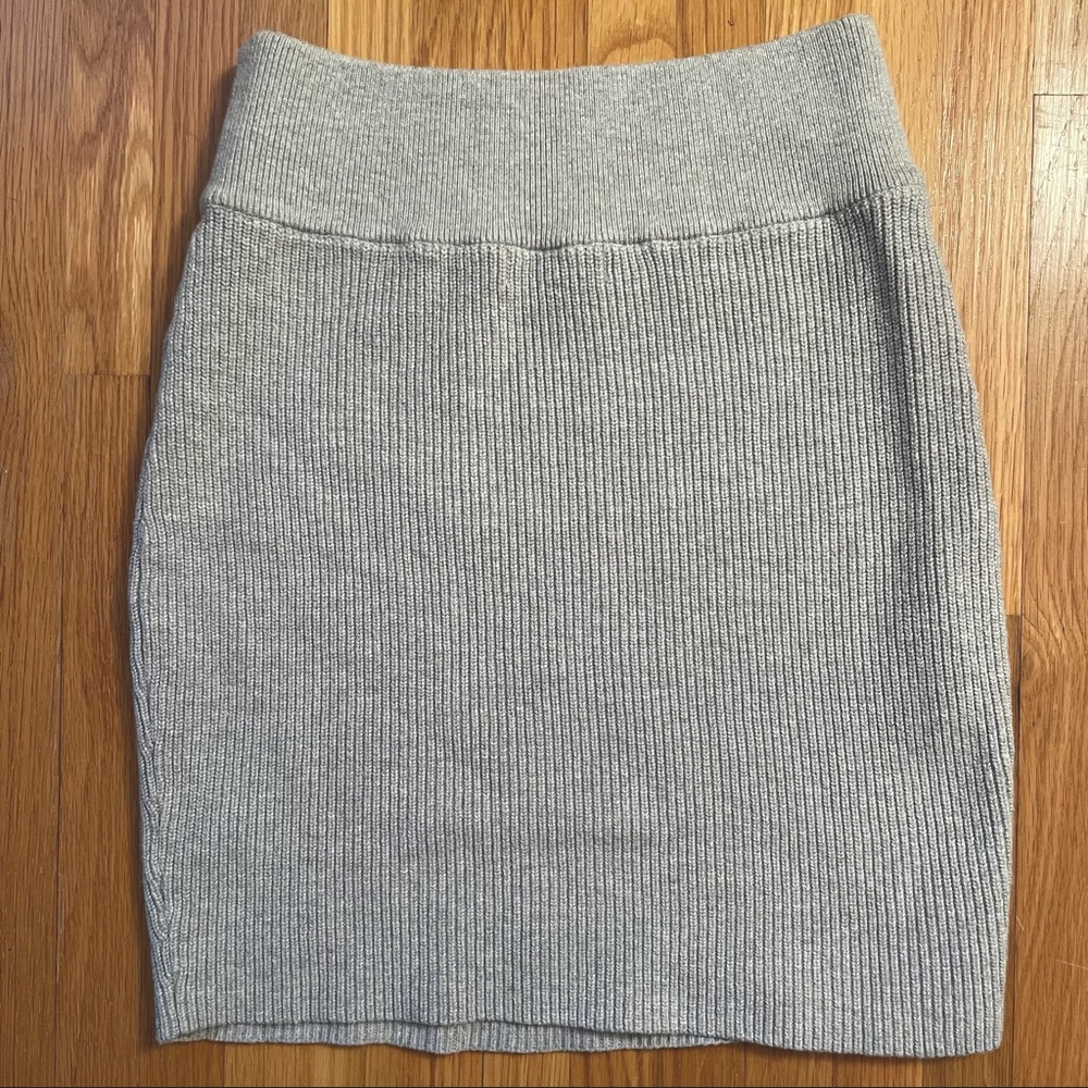 Kendall & Kylie Grey Ribbed Skirt